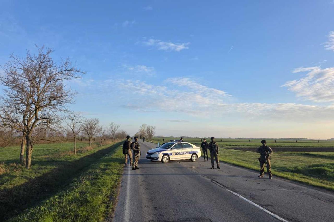 Explosives found close to major gas pipeline in northern Serbia near Hungary