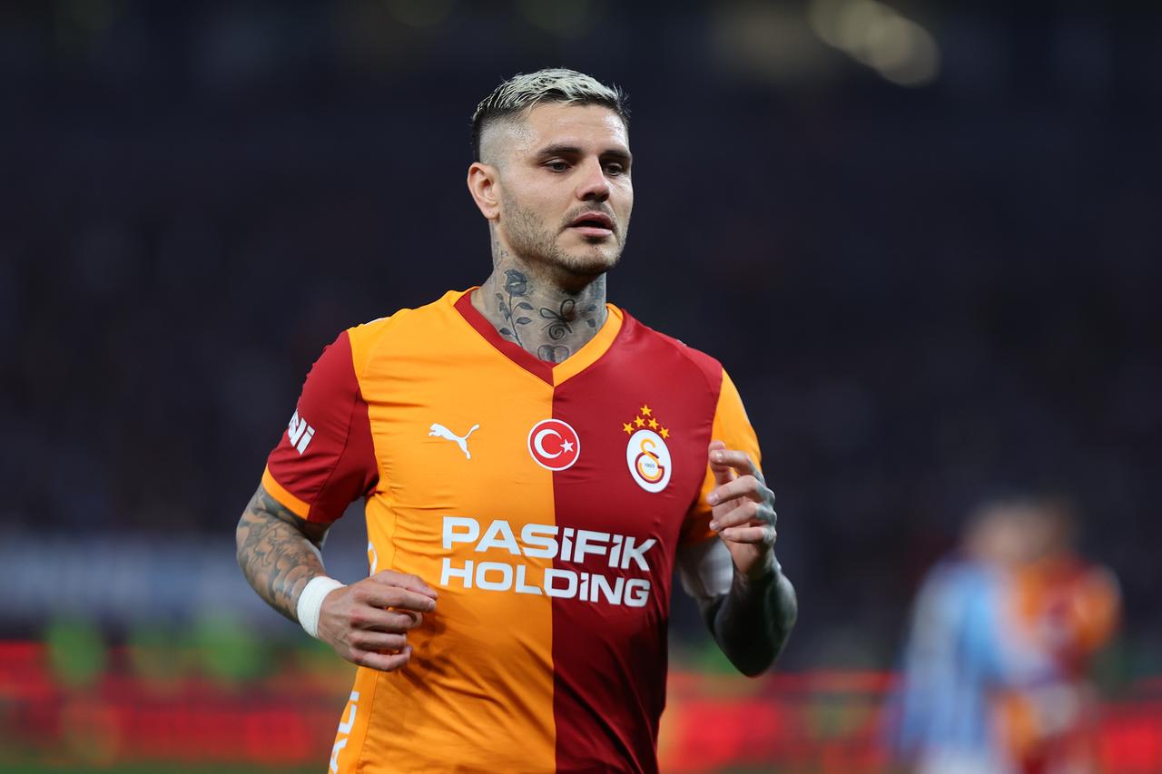 Mauro Icardi of Galatasaray in action during the Turkish Super Lig week 28 football match between Trabzonspor and Galatasaray at Papara Park in Trabzon, Türkiye, April 4, 2026. (AA Photo)