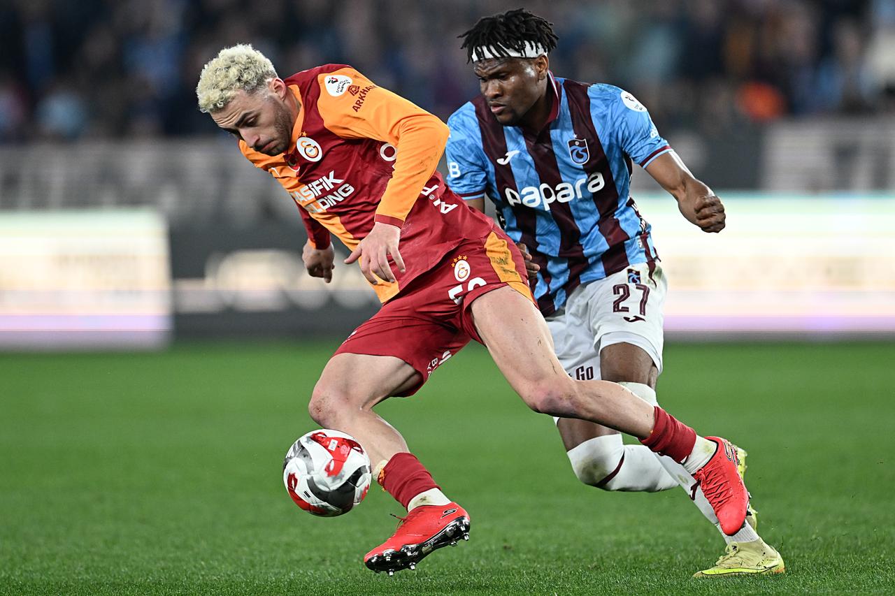 Trabzonspor beats Galatasaray, ends wait and hits title race