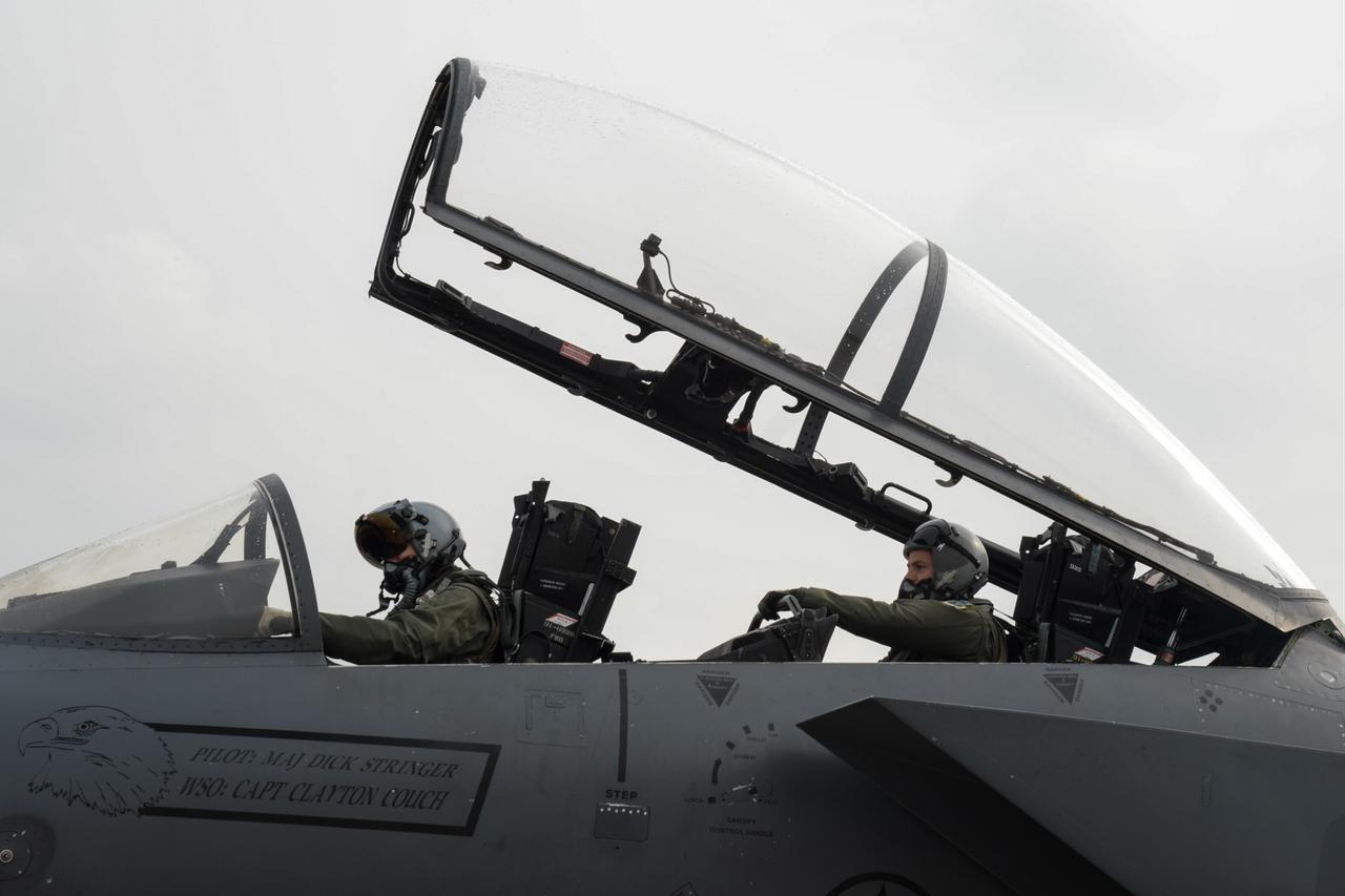 'We got him': US rescues second F-15E crew member from Iran 