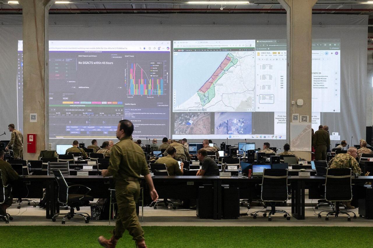 Why AI in US warfare favors offense, not defense