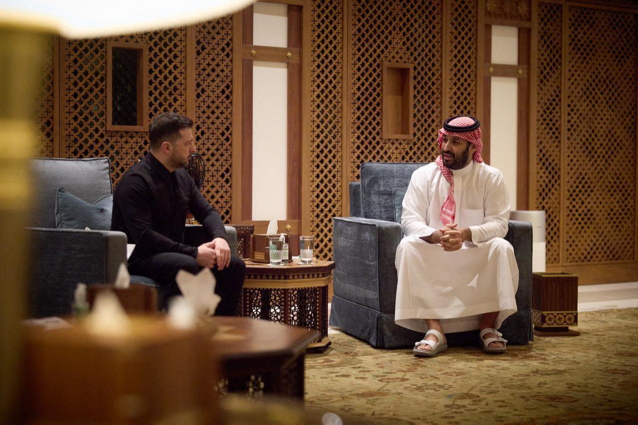 This handout photograph taken and released by the Ukrainian Presidential Press Service on March 27, 2026, shows Ukrainian President Volodymyr Zelenskyy (L) and Saudi Arabia’s Crown Prince Mohammed bin Salman meeting in Jeddah. (Ukrainian Presidential Press Service /AFP Photo)