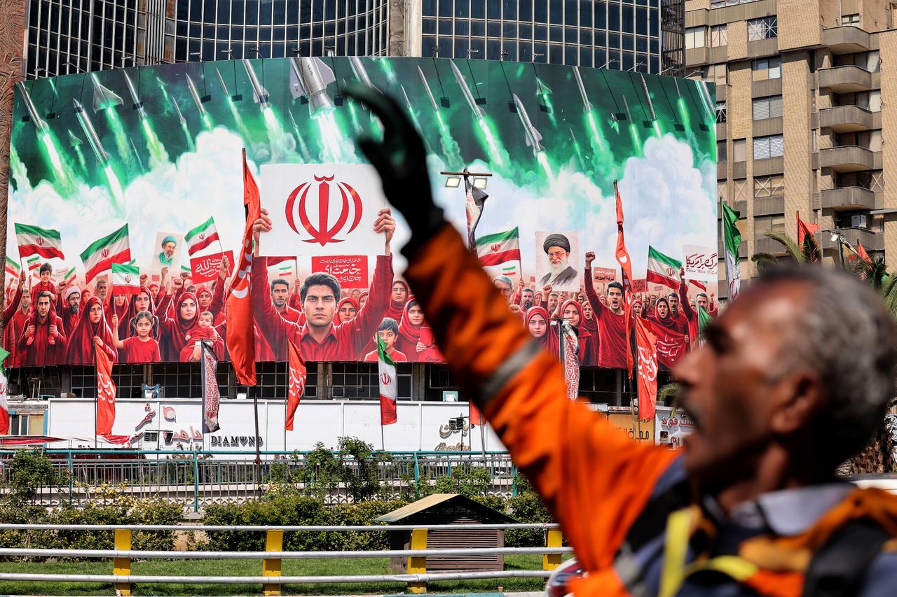 Iran files UN protest as experts warn US power plant threats risk war crimes