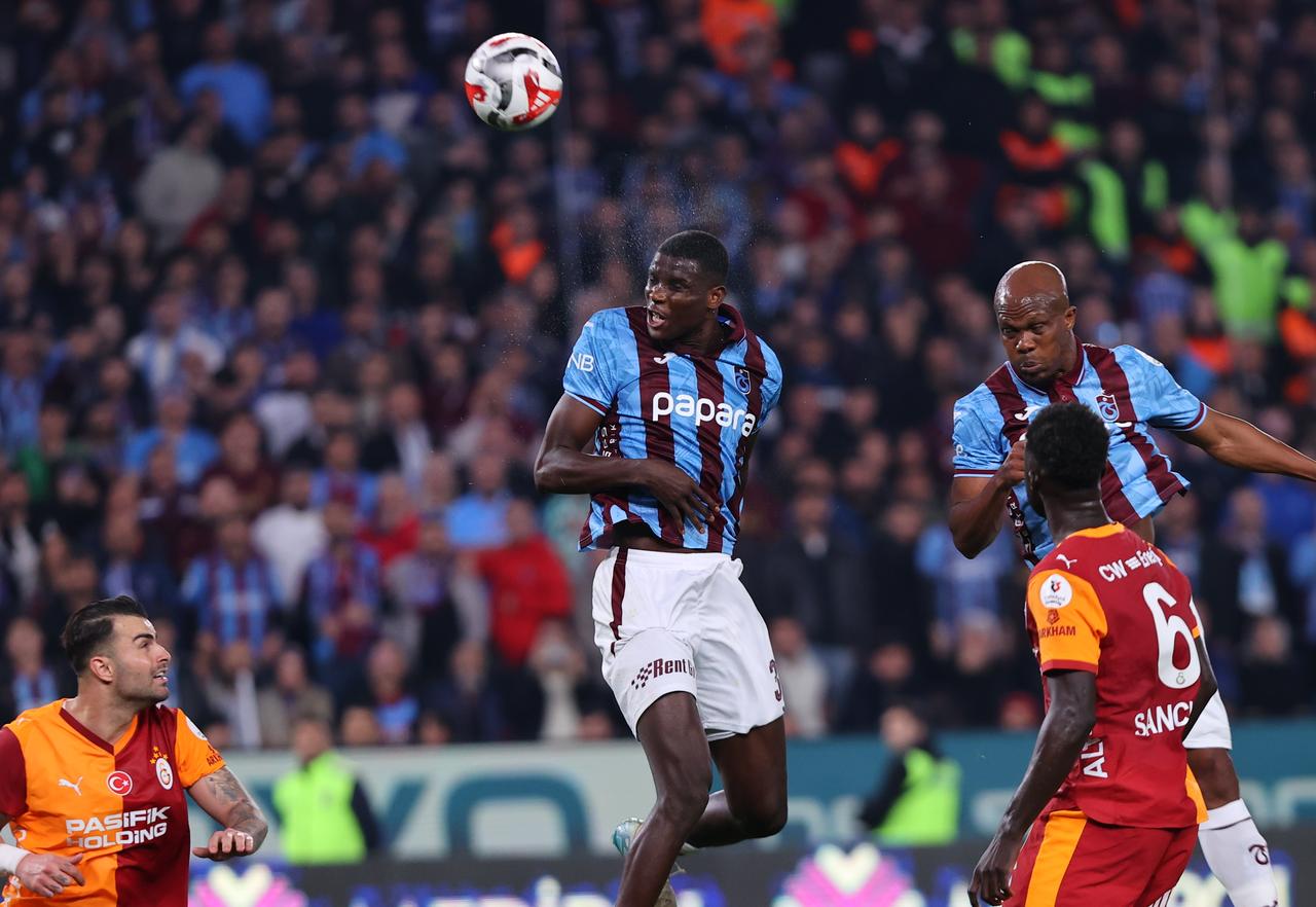 Paul Onuachu (2nd L) in action during the Turkish Super Lig match between Trabzonspor and Galatasaray at Papara Park in Trabzon, Türkiye, April 4, 2026. (AA Photo)