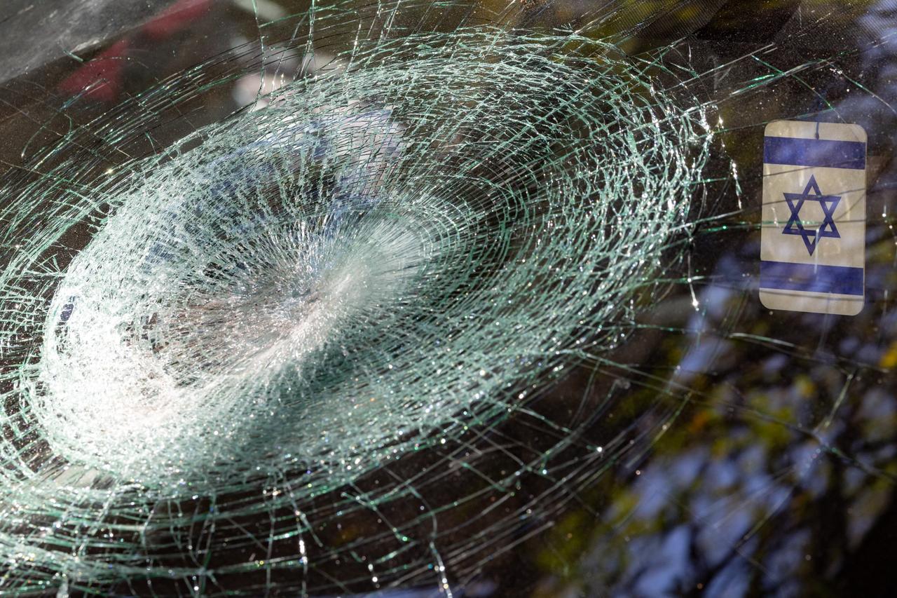 'Israel was not even close to the table,' Lapid blasts Netanyahu over Iran ceasefire