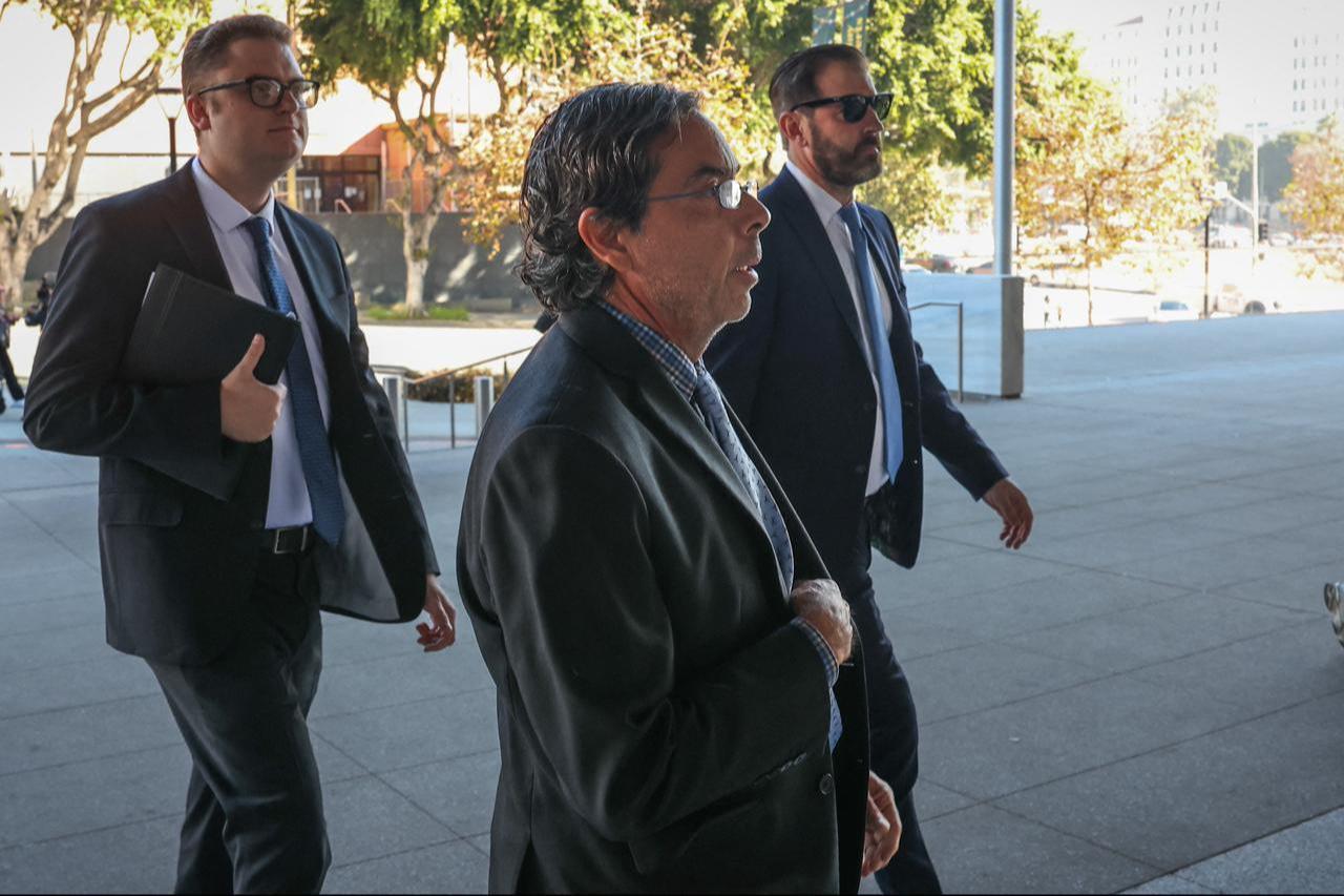 Former medical doctor Mark Chavez and his attorney Matthew Binninger arrive for his sentencing on charges of conspiracy to distribute ketamine connected to the overdose death of actor Matthew Perry, Los Angeles, California, December 16, 2025. (AFP Photo)