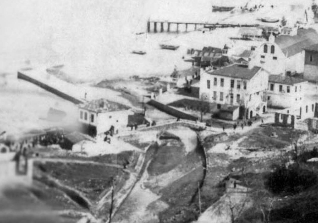 The same bridge visible in early 20th-century photographs of the region, locally known as ‘Cita's Bridge.’ (IHA Photo)