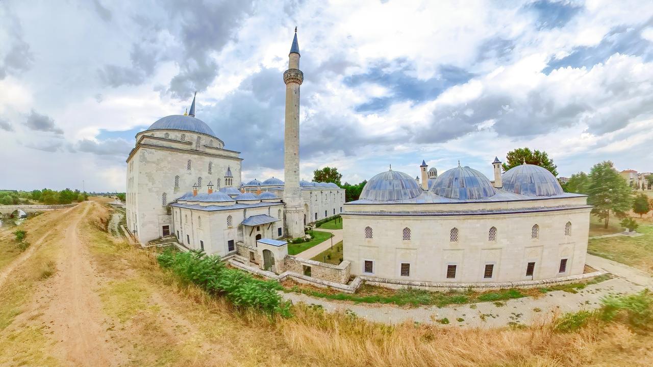 A view of the Bayezid Mosque Complex, Edirne, Türkiye. (Adobe Stock Photo)