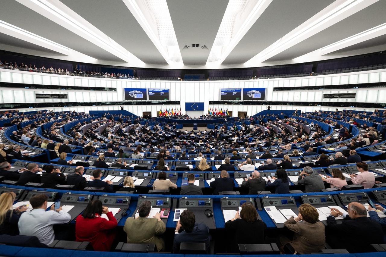 Azerbaijan summons EU envoy over European Parliament resolution on Karabakh Armenians
