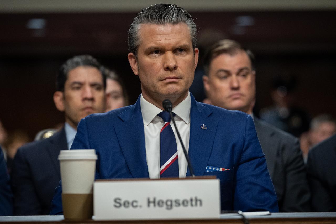 Hegseth claims war powers clock 'pauses during ceasefire' Image