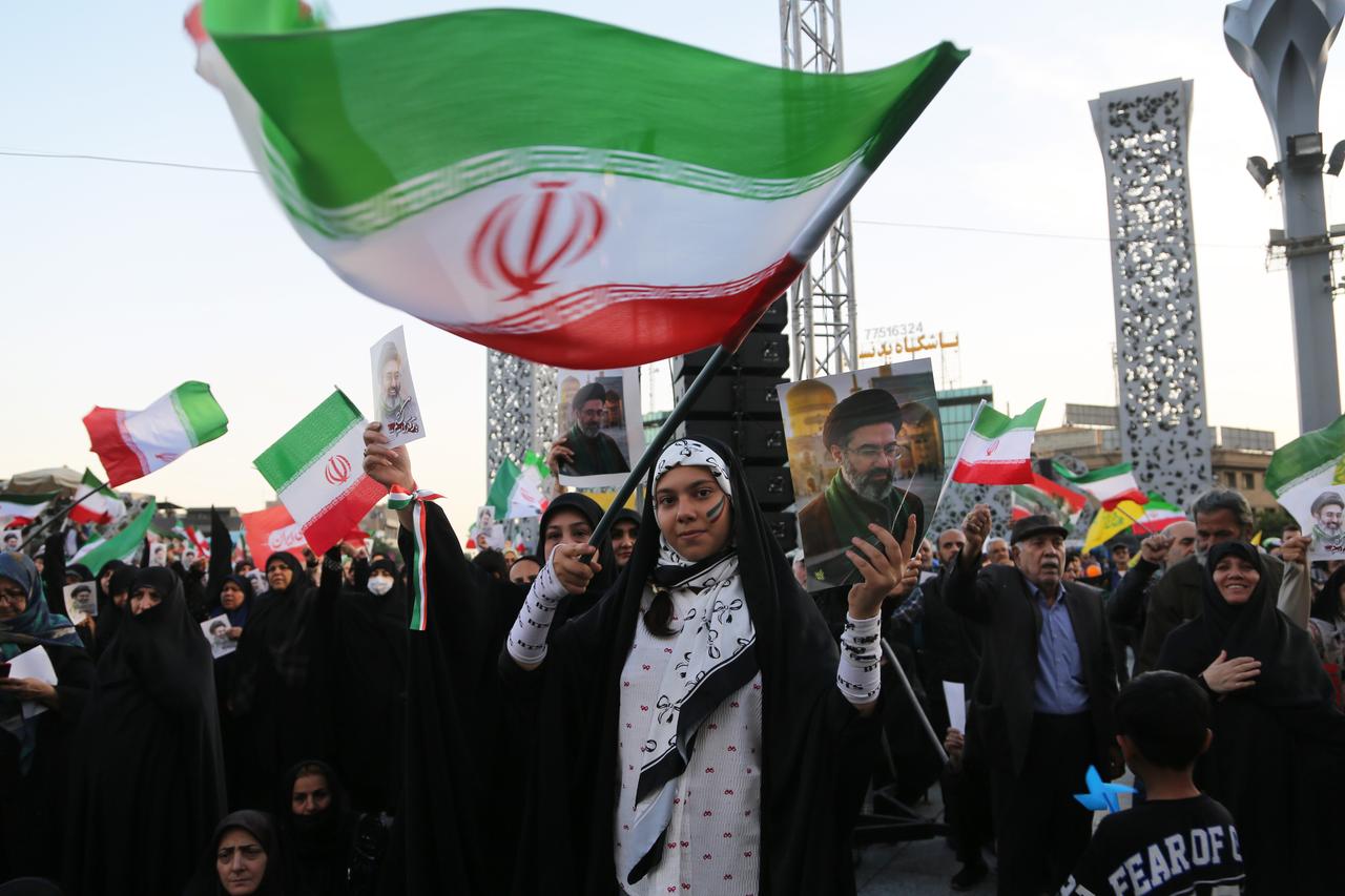  Iran delivers draft proposal to US via Pakistan: Reports