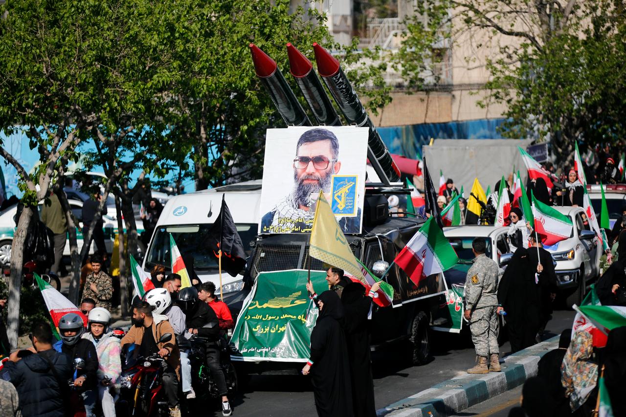 Iran digging out buried missiles during ceasefire to prepare for resumed war: Report