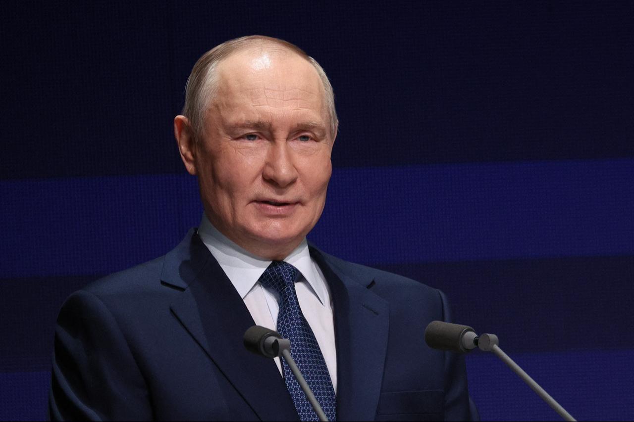Russia's President Vladimir Putin gives a speech during a ceremony for the Sluzhenie All-Russian Municipal Service Awards in Moscow, Russia, April 21, 2026. (AFP Photo)