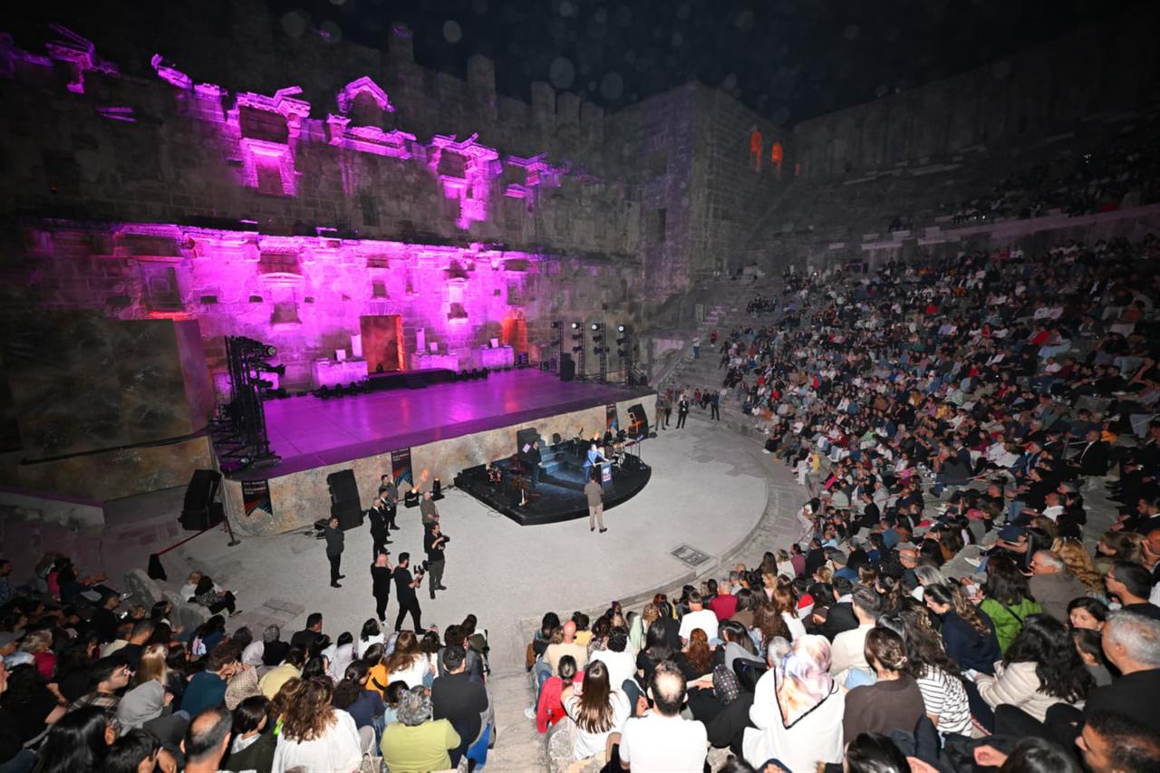 Audience members watch the opening performance of India’s Taj Express musical during the 16th International Antalya Theatre Festival organized by the State Theatres in Antalya, Türkiye. (AA Photo)