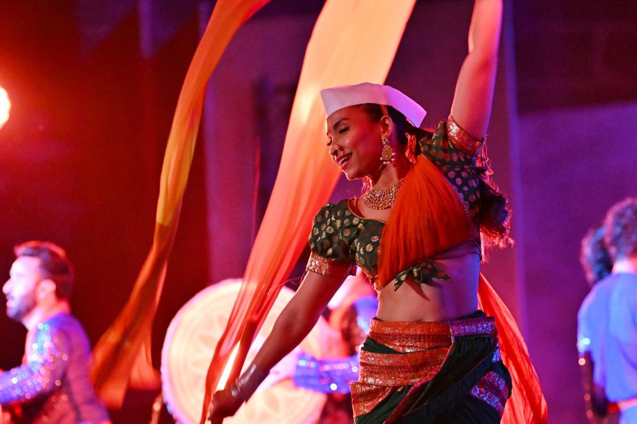 The opening performance of India’s Taj Express musical during the 16th International Antalya Theatre Festival organized by the State Theatres in Antalya, Türkiye. (AA Photo)