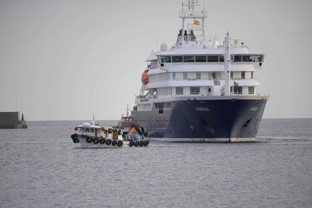 The Dutch flagged hantavirus-stricken cruise ship MV Hondius on the island of Tenerife in Spain's Canary Islands on May 10, 2026. (AFP Photo)