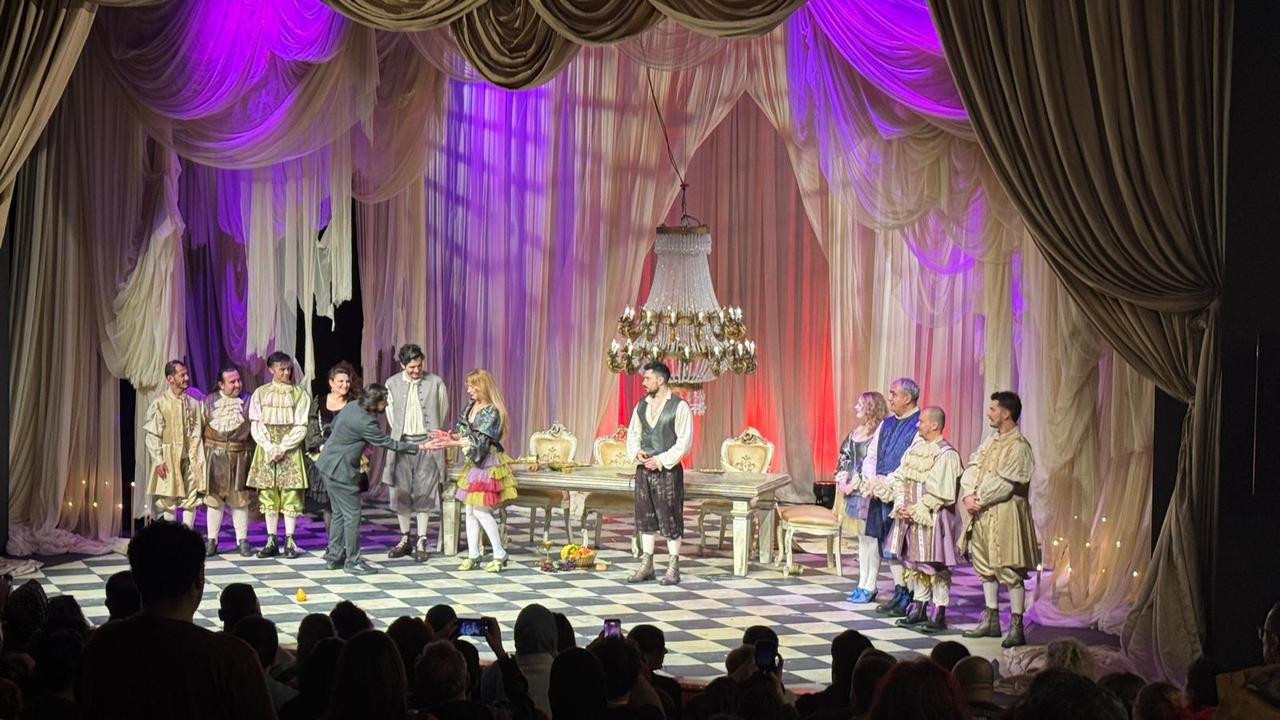 Cast members greet the audience after a performance of *Insandan Kacan* at Trabzon State Theater’s Haluk Ongan Stage during the 26th International Black Sea Theater Festival in Trabzon, Türkiye, May 9, 2026. (AA Photo)
