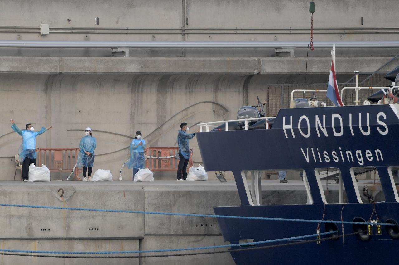Hantavirus ship docks in Tenerife as passengers test positive in France, US