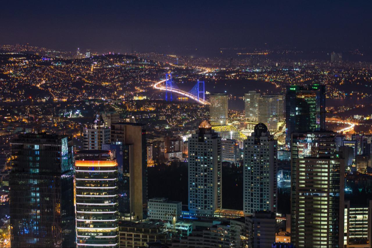 An aerial view of the central business district in Istanbul, Türkiye. (Adobe Stock Photo)