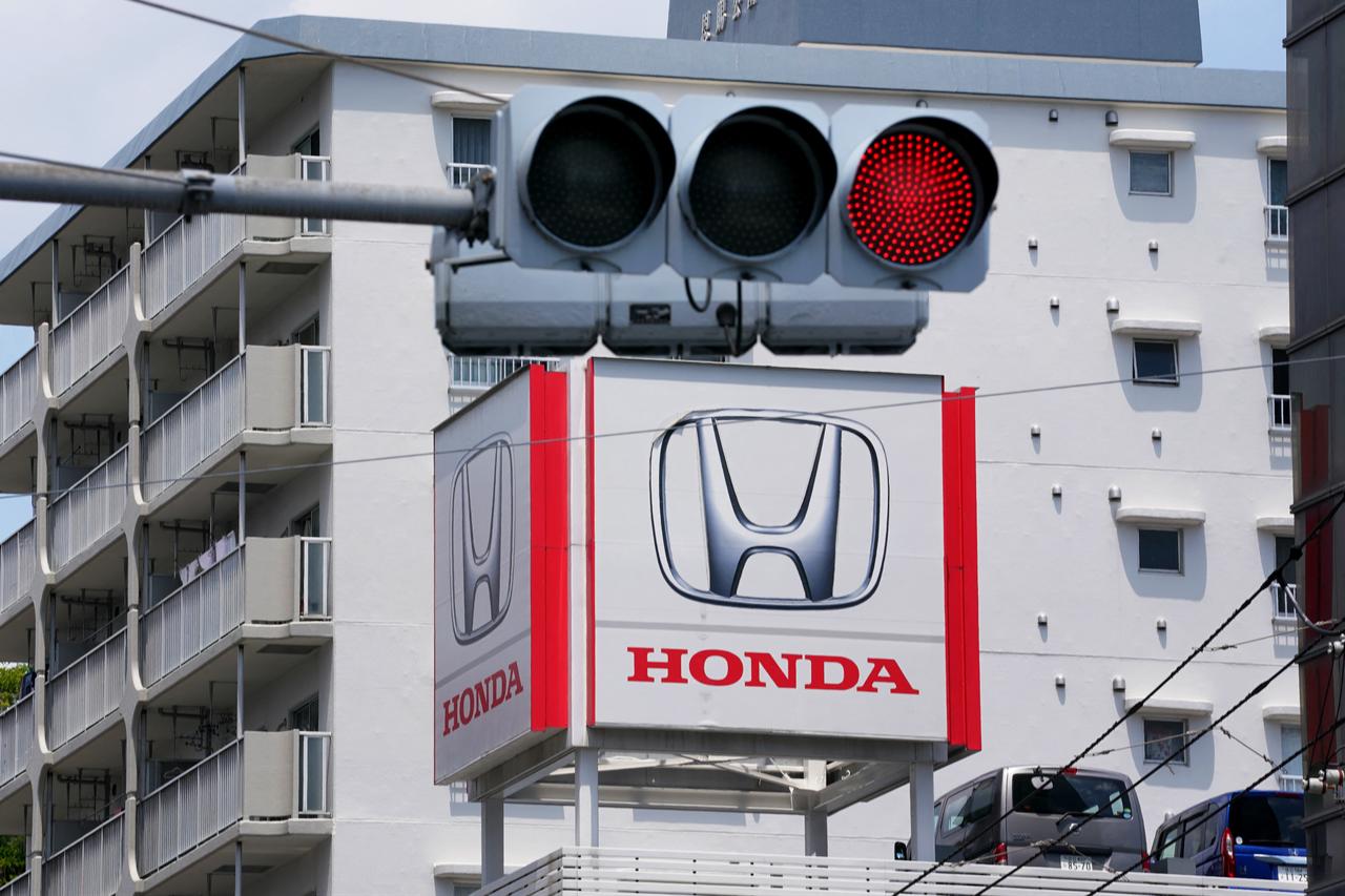 Trump tariffs pull Honda to first net loss since 1977 over EV revamp