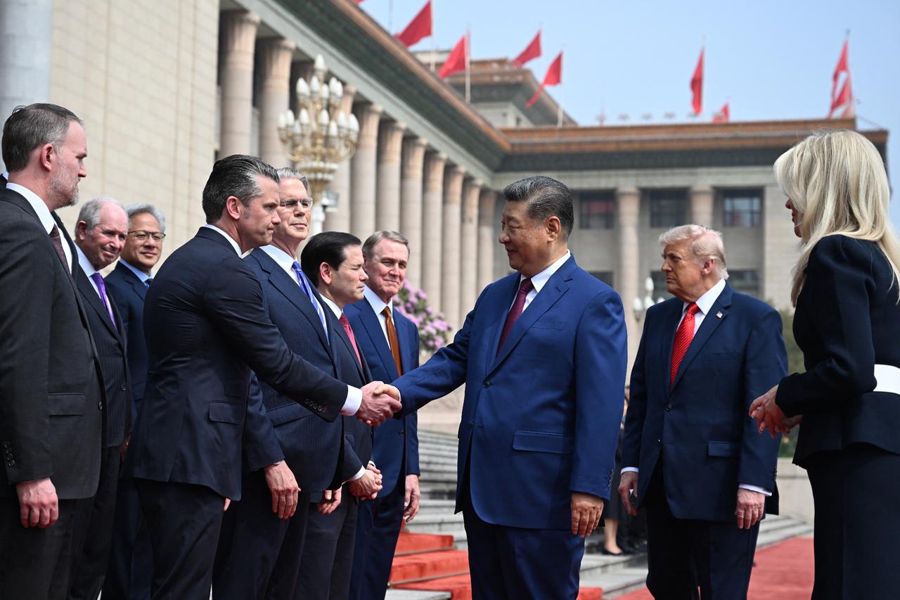 Trump-Xi summit lifts yuan to 3-year high as Chinese stocks slip