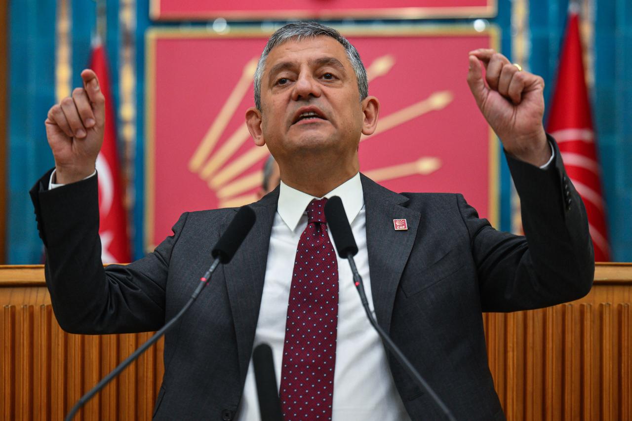 CHP leader Ozel renews early election call