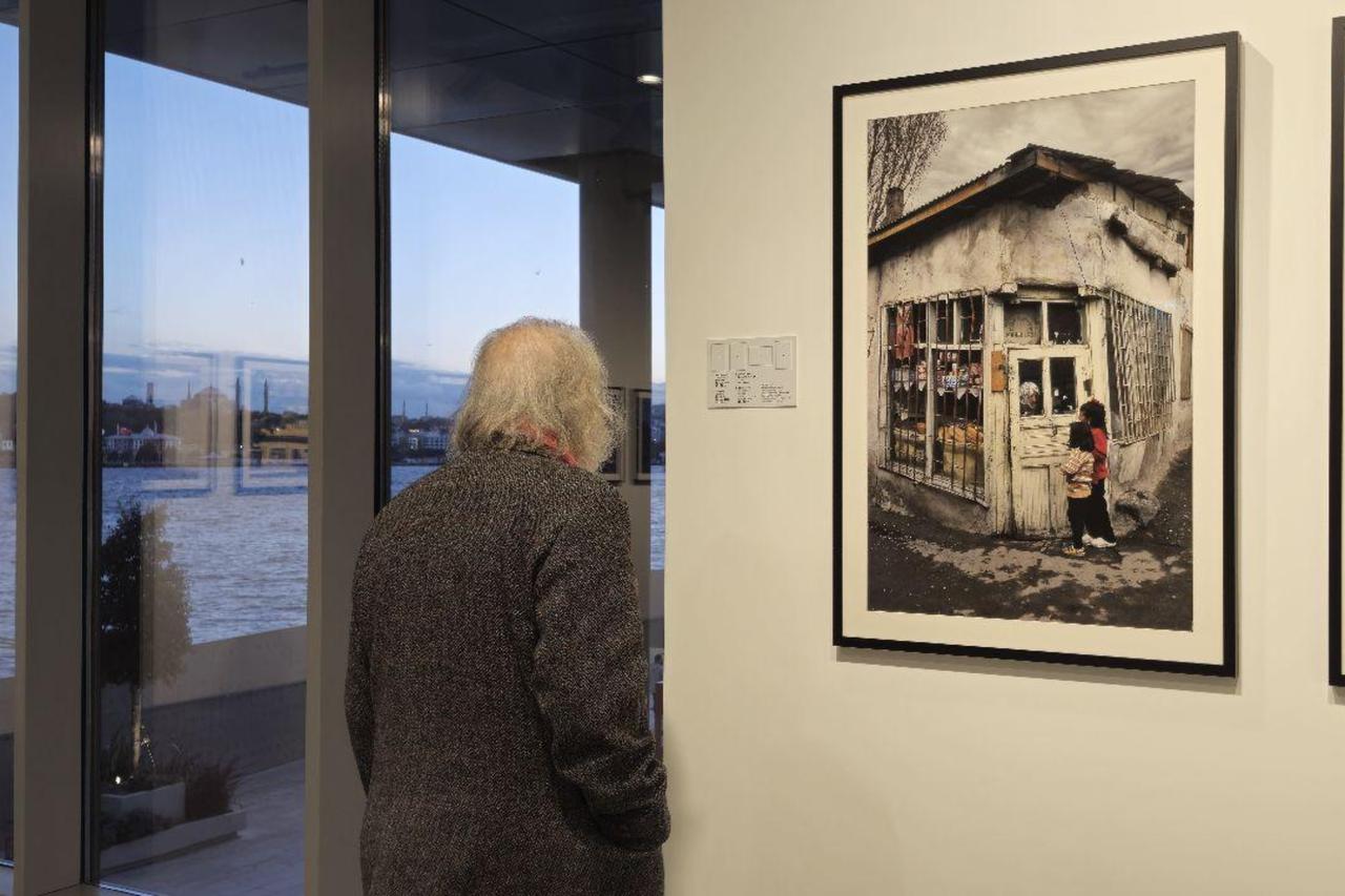 Istanbul Modern to offer free guided exhibition tours for Museums Week