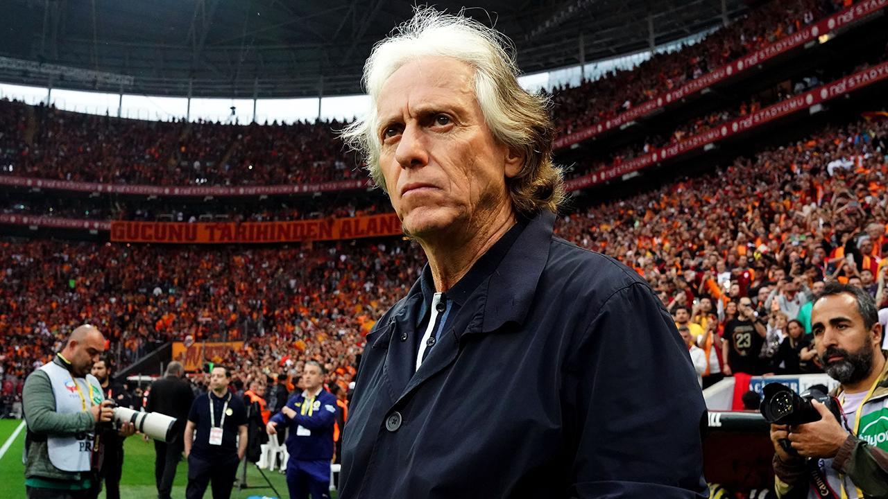 Portuguese coach Jorge Jesus stands on the pitch ahead of a Turkish Super Lig derby between Galatasaray S.K. and Fenerbahçe S.K. at Rams Park in Istanbul, Türkiye, June 4, 2023. (IHA Photo)