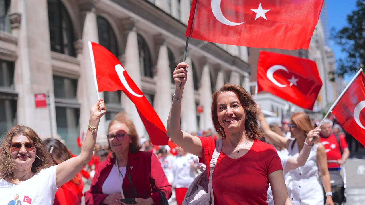 43rd Turkish Day Parade draws thousands to New York's Madison Avenue