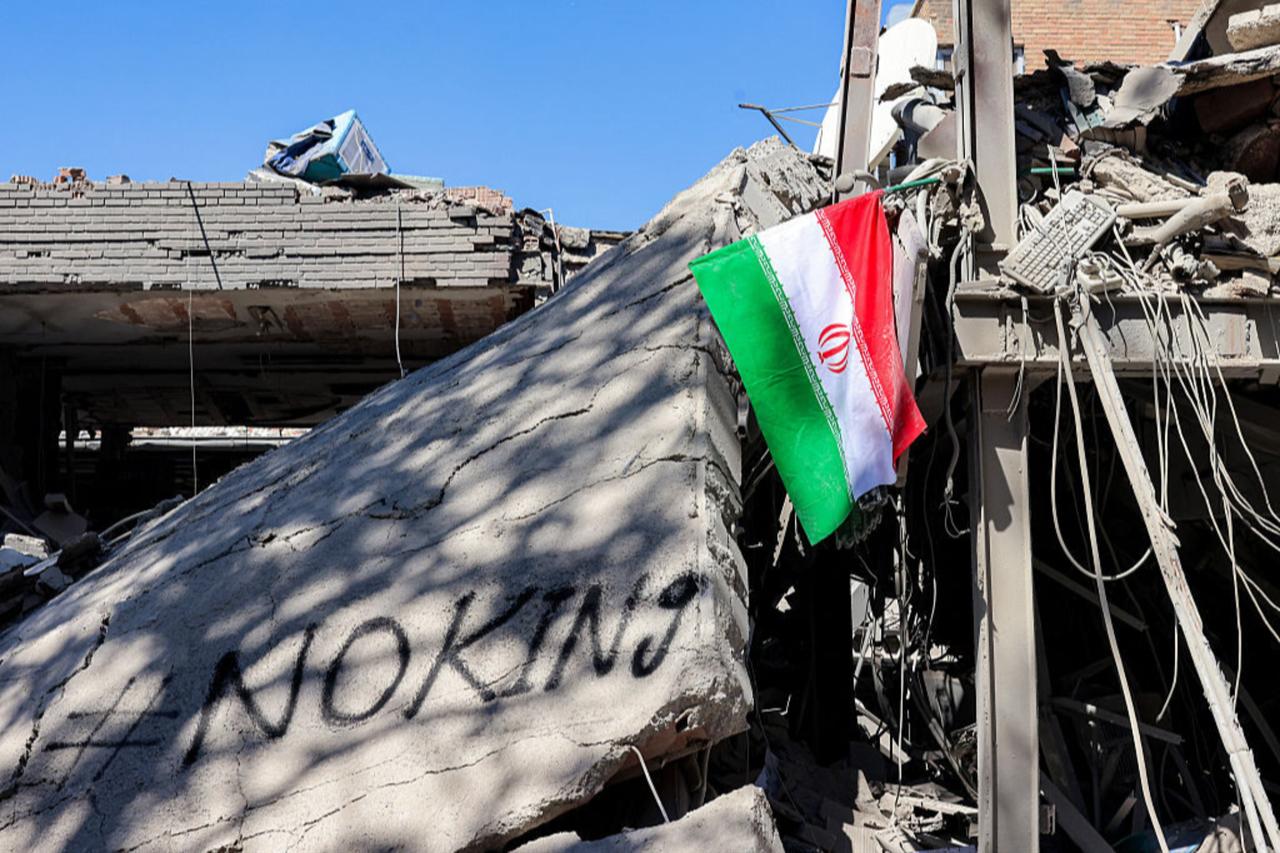 Kazakhstan sends 30 wagons of humanitarian aid to Iran Image