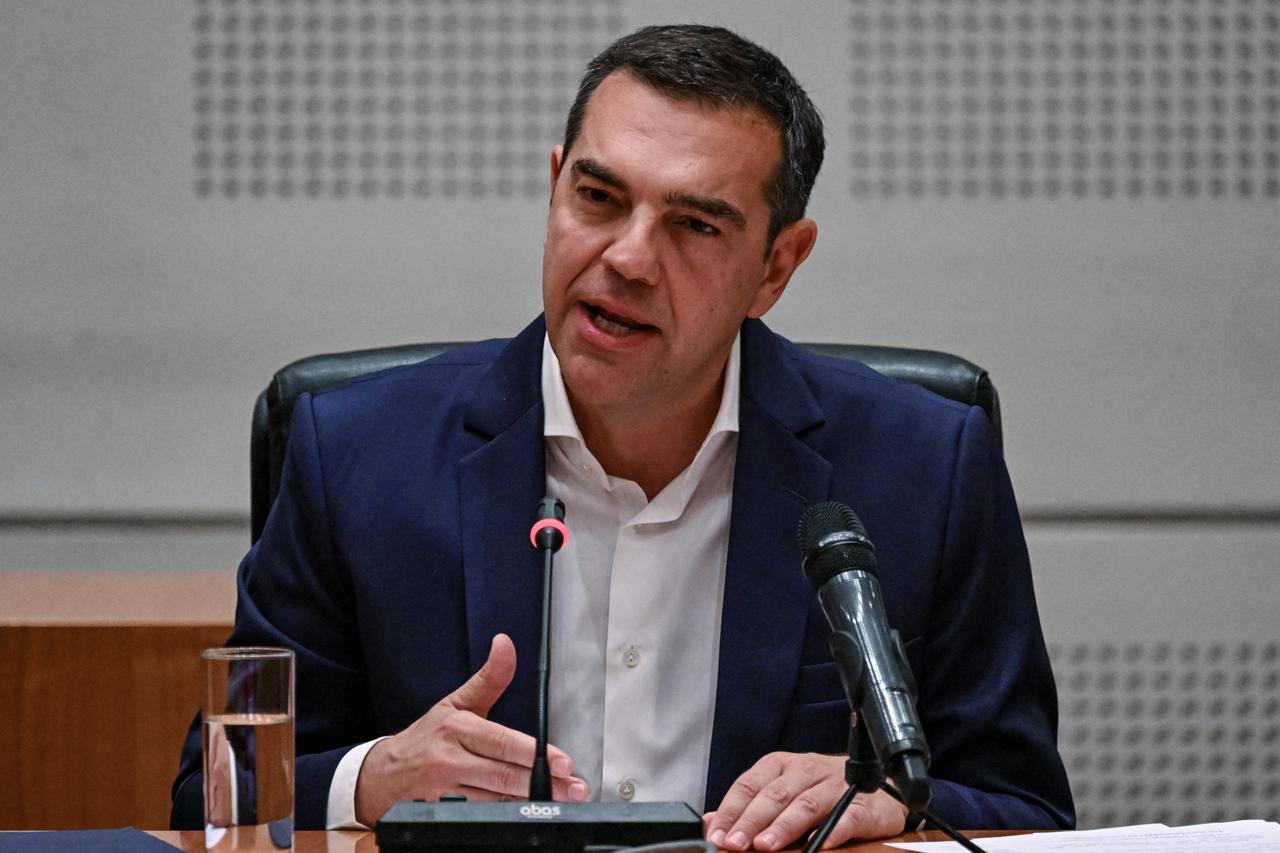 Greek ex-PM Tsipras sets May 26 for political comeback