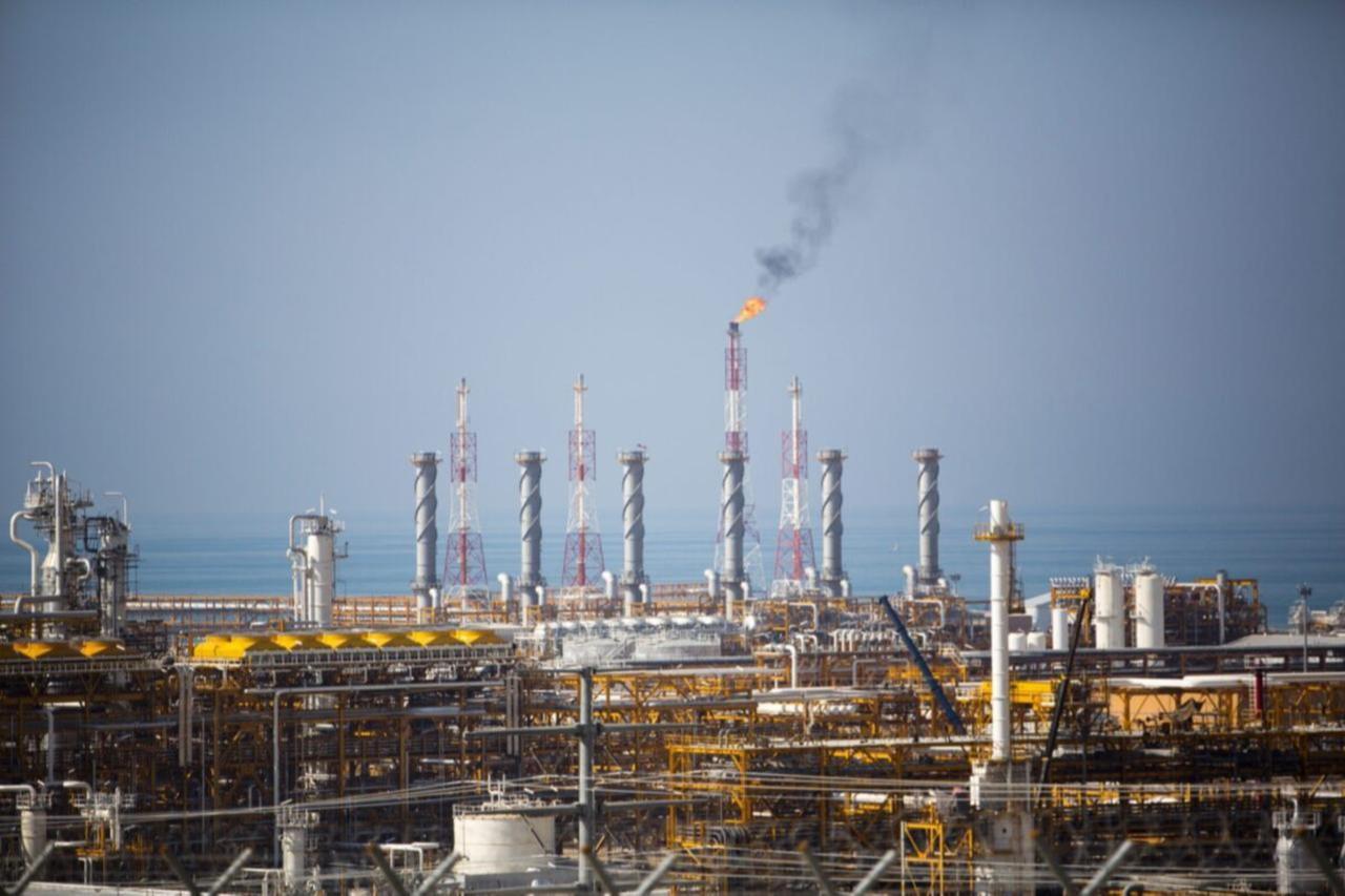 Iranian media claims US accepted oil sanctions waiver 