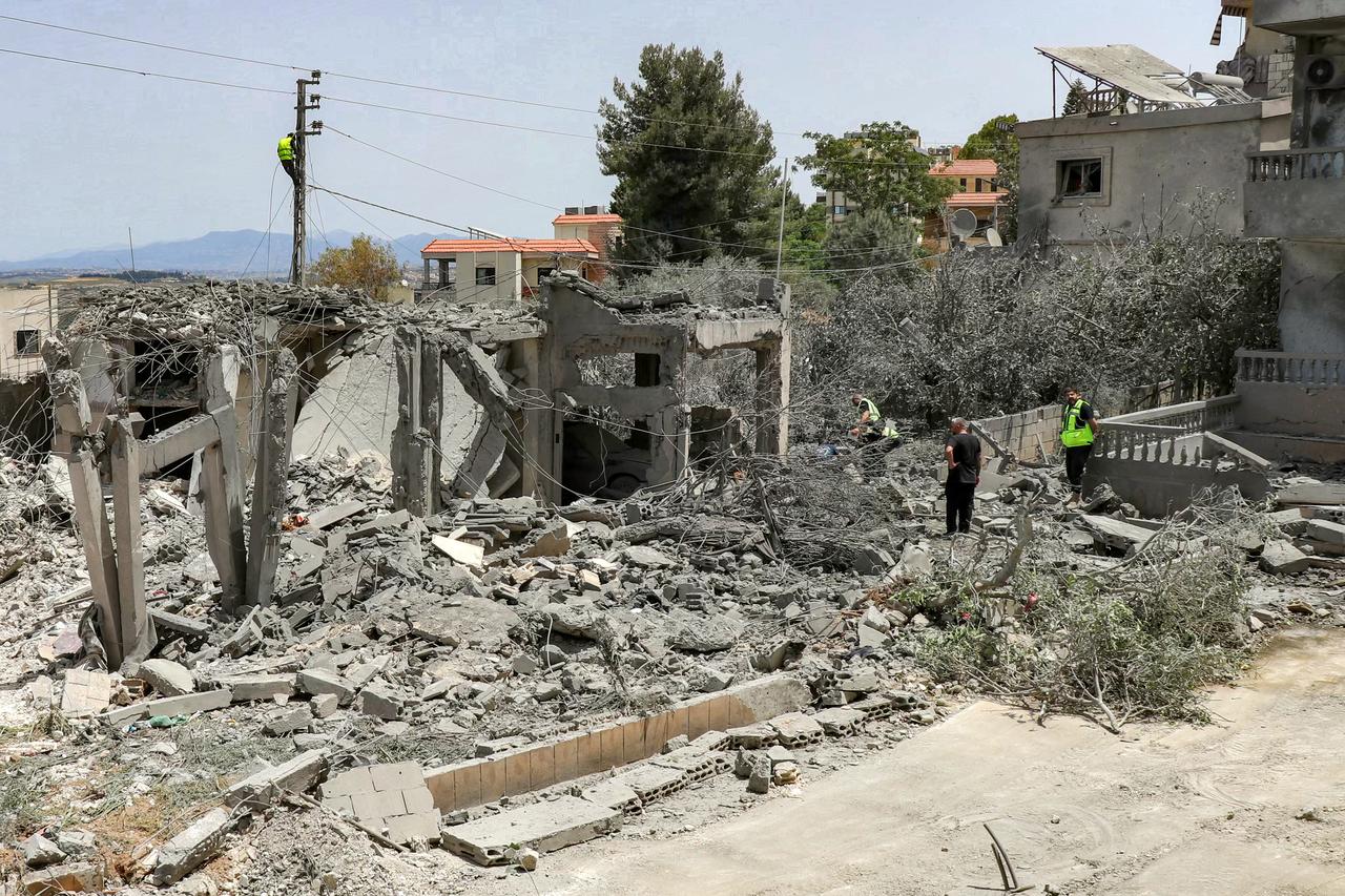 Lebanese president pledges to do ‘impossible’ to stop war with Israel