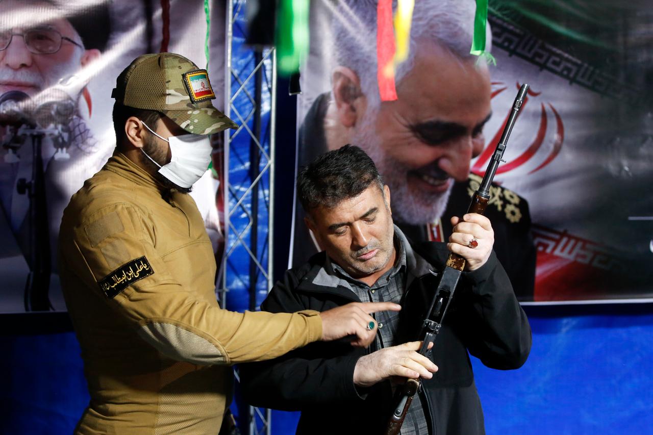 Pakistan relays revised Iranian proposal to US as mediated talks continue