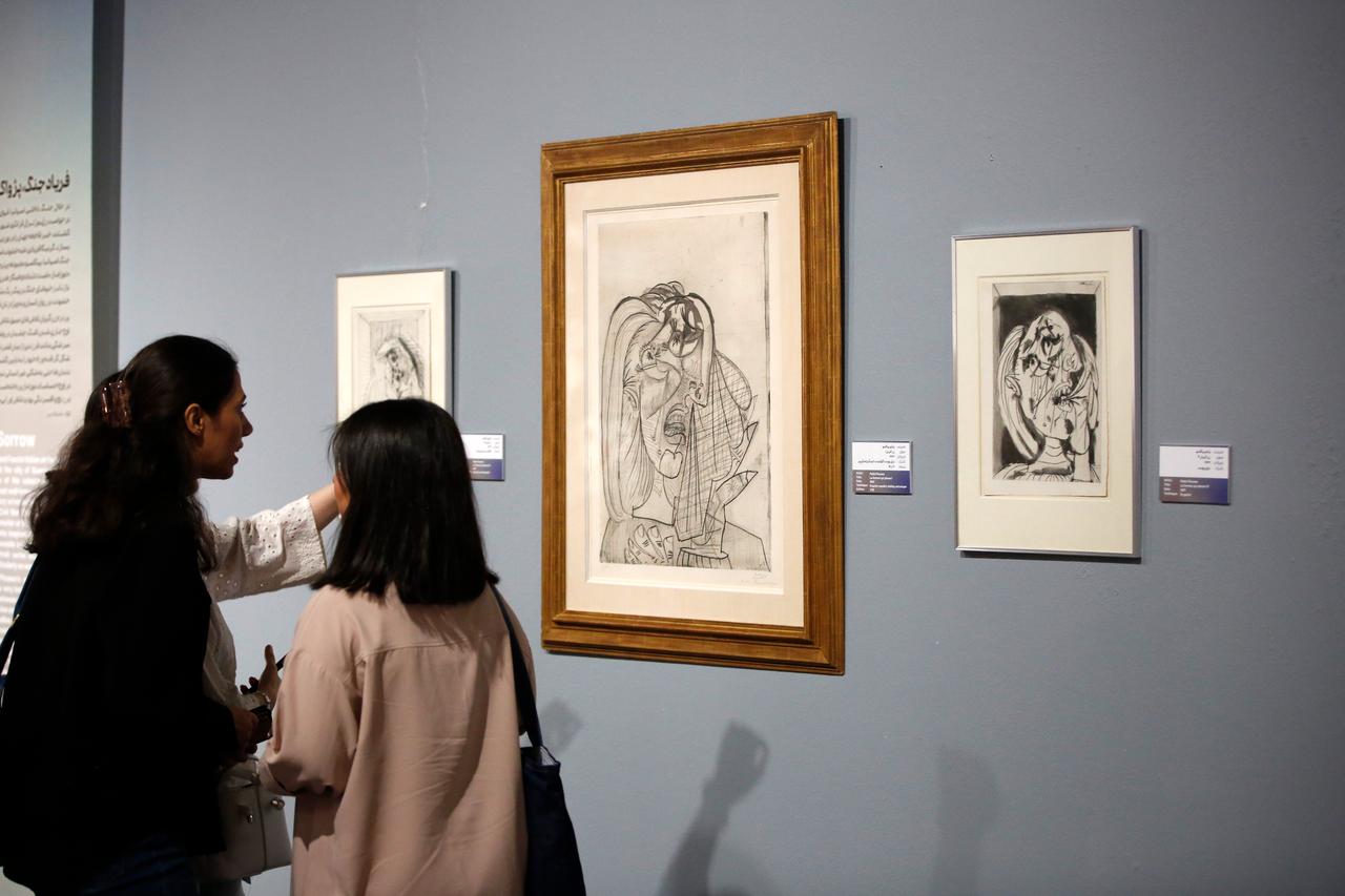 Tehran exhibition gives voice to war’s silent burden through modern art