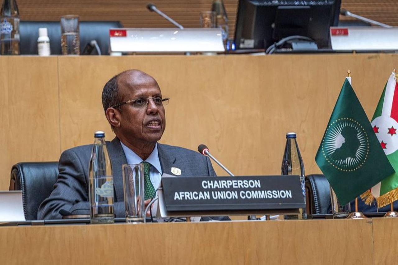 African Union chief calls for unity as Ebola outbreak intensifies