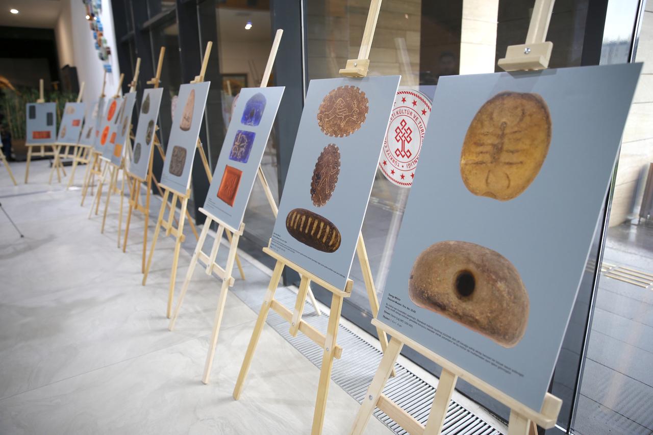 Photos of ancient seals reveal Mesopotamian, Persian traces in eastern Türkiye