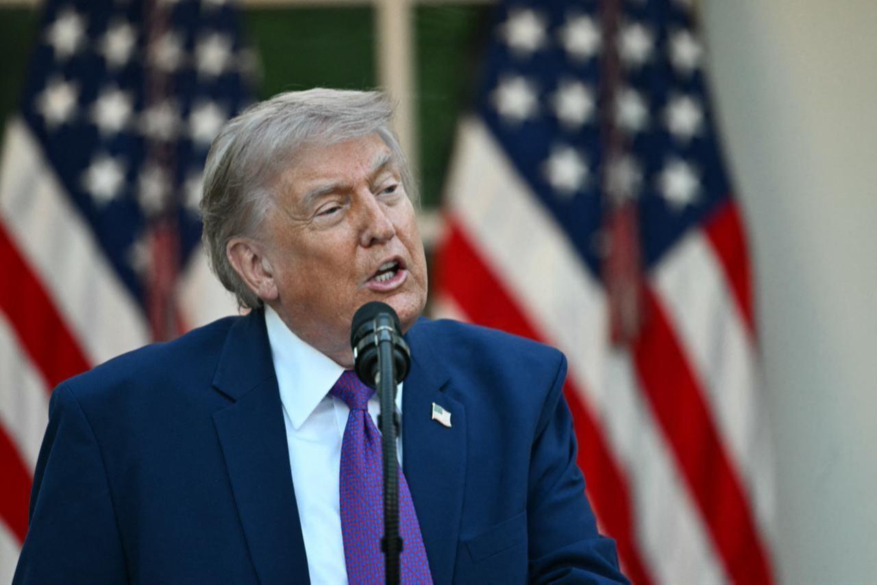 Trump sets days-long deadline for Iran deal as war threats mount