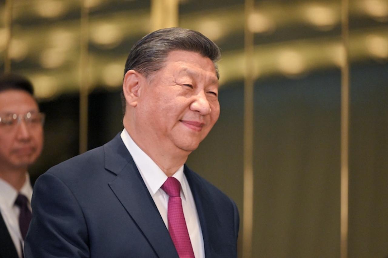 China rejects US sanctions on refineries over Iran oil links