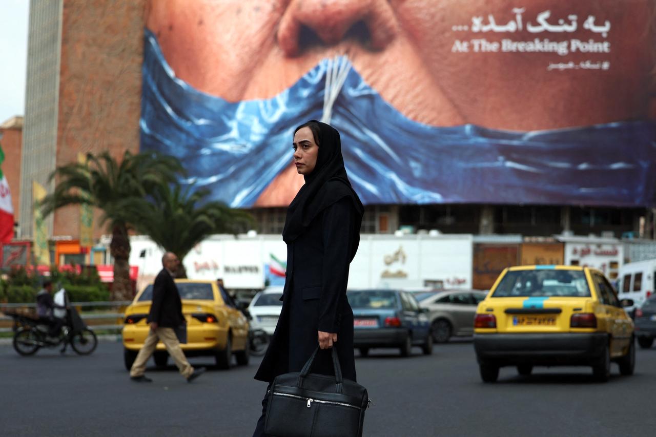 Iran's rejected proposal would open Strait of Hormuz before nuclear talks