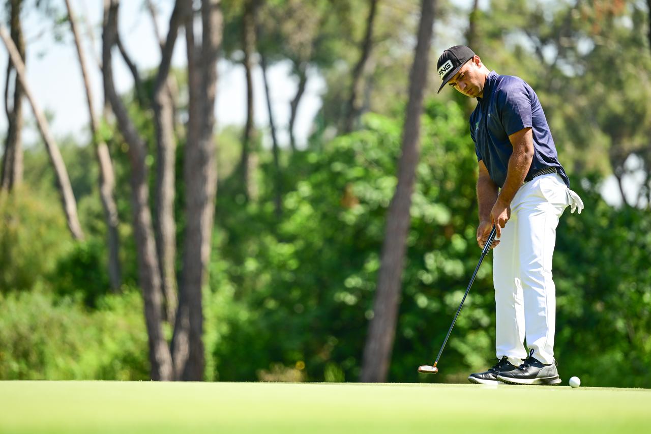Ibrahim Tarik Aslan from Türkiye competes in the Turkish Airlines Open 2026 Golf Tournament in Antalya, Türkiye, May 1, 2026. (AA Photo)
