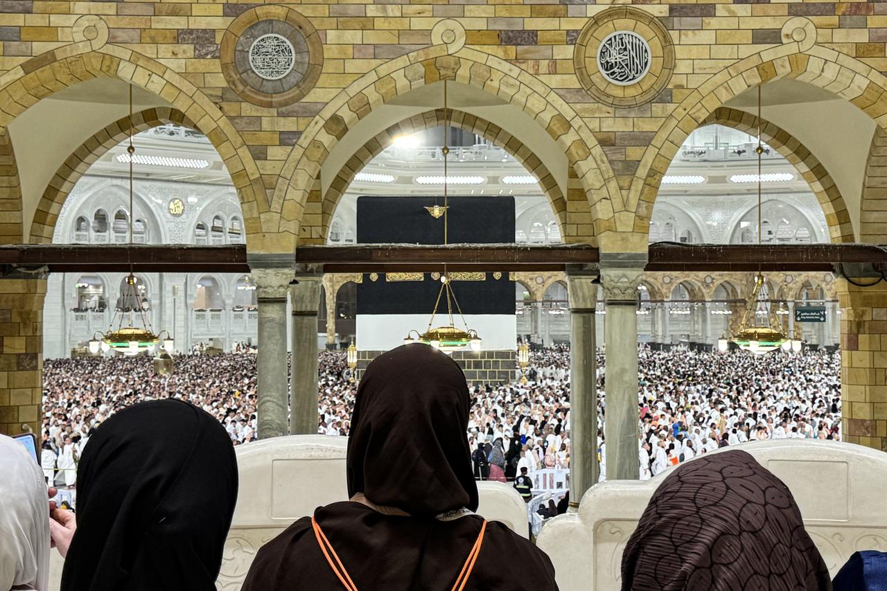 Trump reportedly held off Iran attack over Hajj warning
