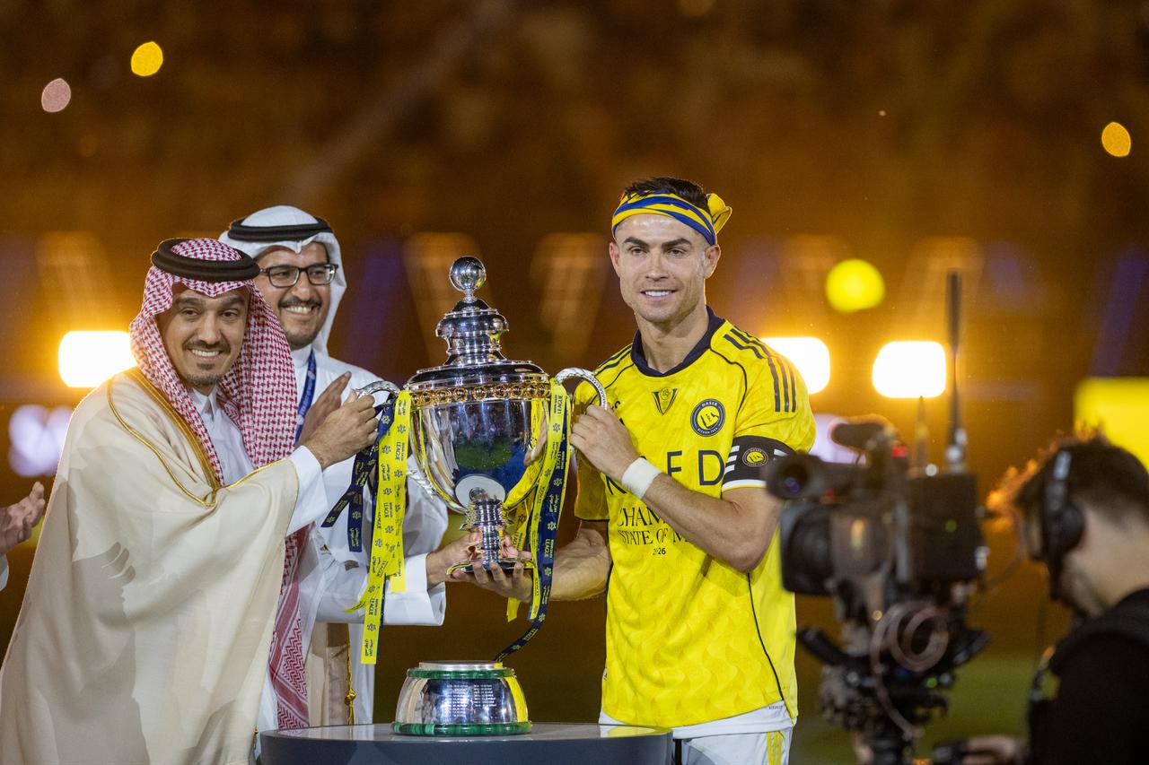 Al Nassr lifts Saudi title as Ronaldo shines in season finale