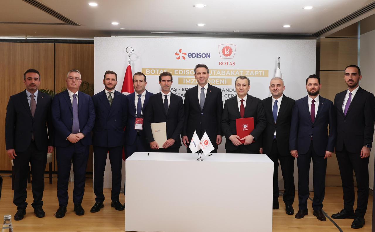 Energy and Natural Resources Minister Alparslan Bayraktar (center) poses with BOTAS and Edison executives following the signing ceremony of a memorandum of understanding on energy cooperation in Istanbul, Türkiye, May 22, 2026. (Photo via X/@aBayraktar1)