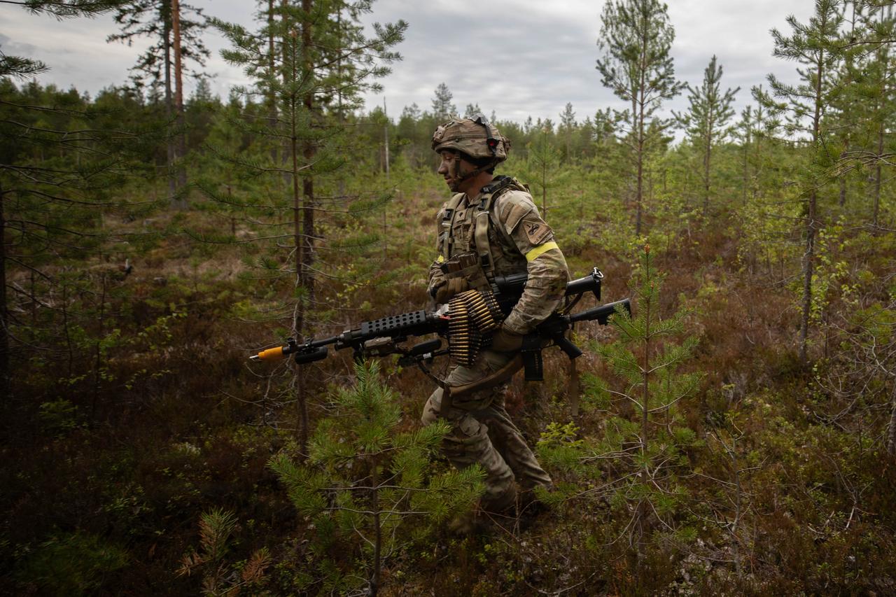 Trump announces 5,000 US troops to Poland after Pentagon reversal