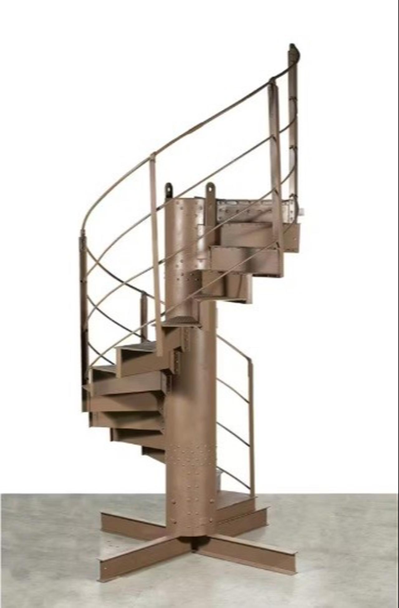 A section of the famous Eiffel Tower staircase, built in France in 1889, has been sold for €450,160 at auction. (IHA Photo)