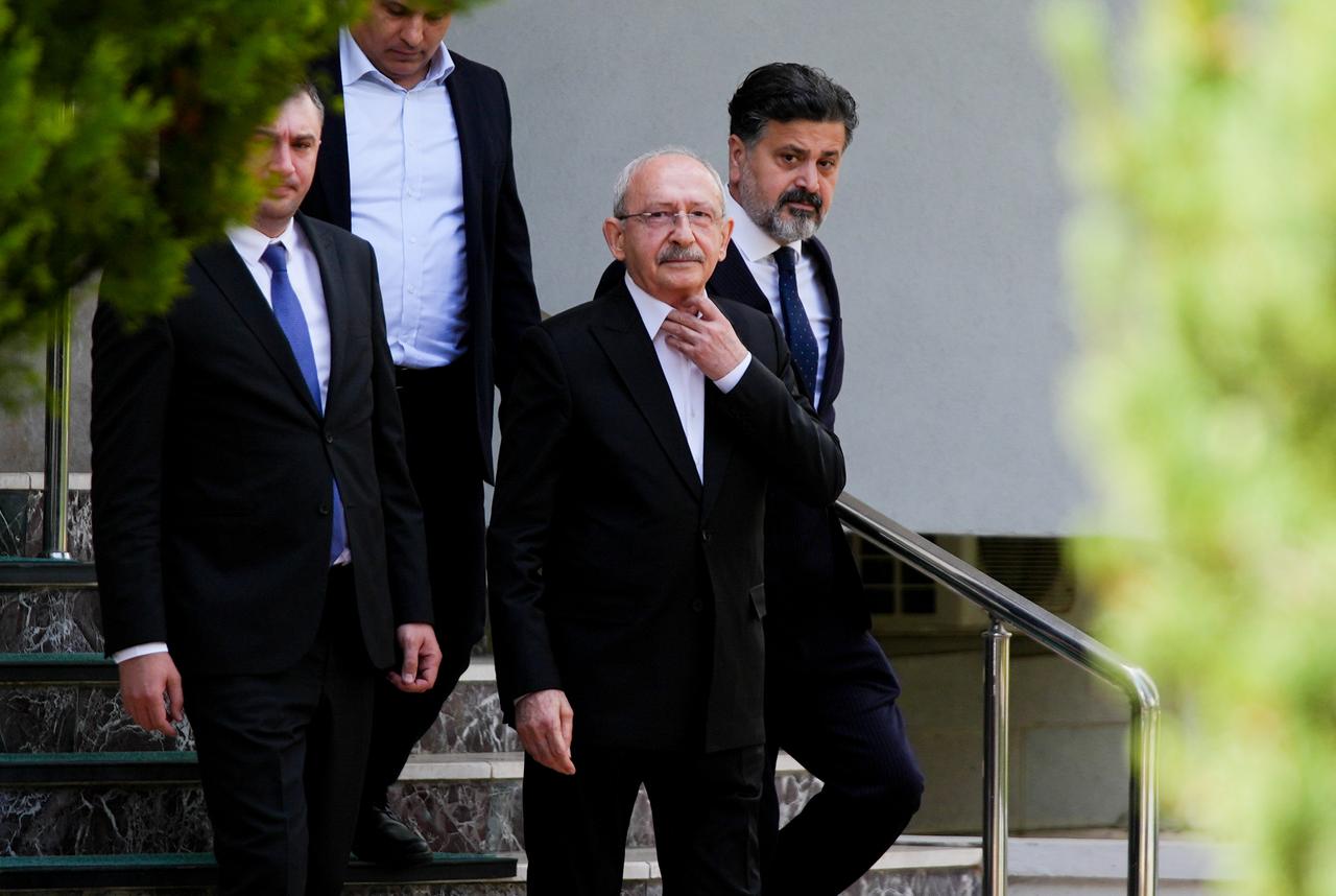 Kemal Kilicdaroglu, who was reinstated as the CHP’s chairman by the court, issues a statement outside his home in Ankara, Türkiye on May 23, 2026. (AA Photo)