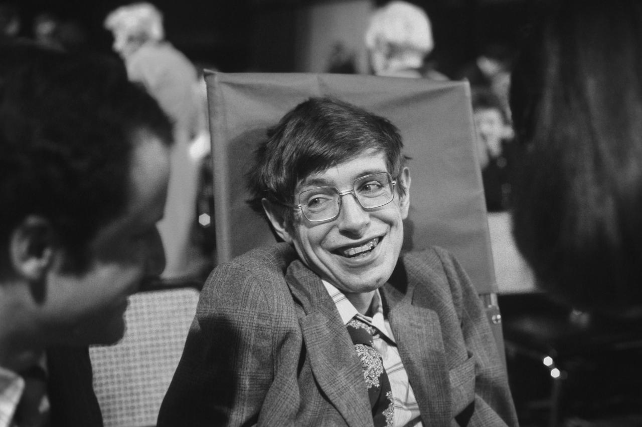 Stephen Hawking's father feared for his future, newly revealed diaries show