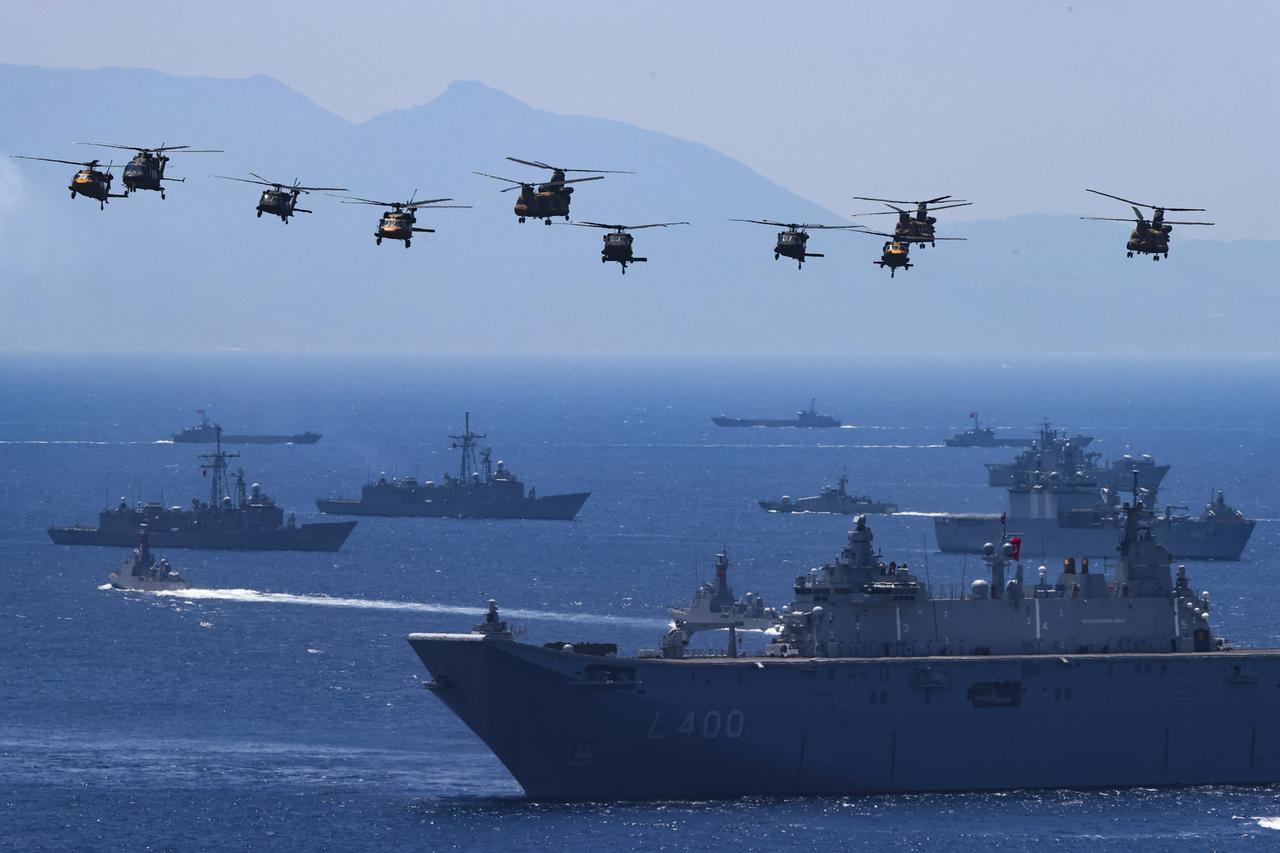 Türkiye will not hesitate to use guarantor powers over Cyprus: Defense minister 