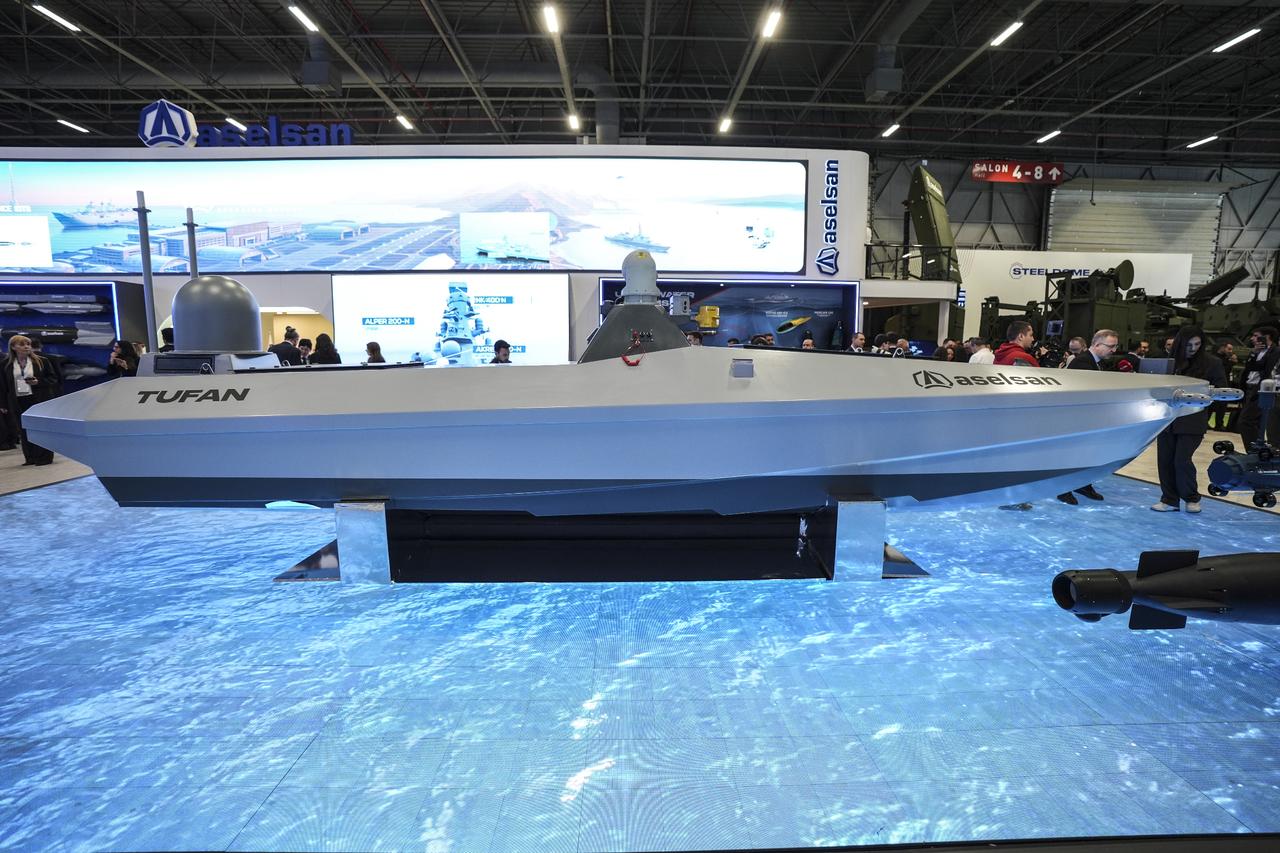 Türkiye orders 100 expendable swarm naval drones from 3 domestic producers